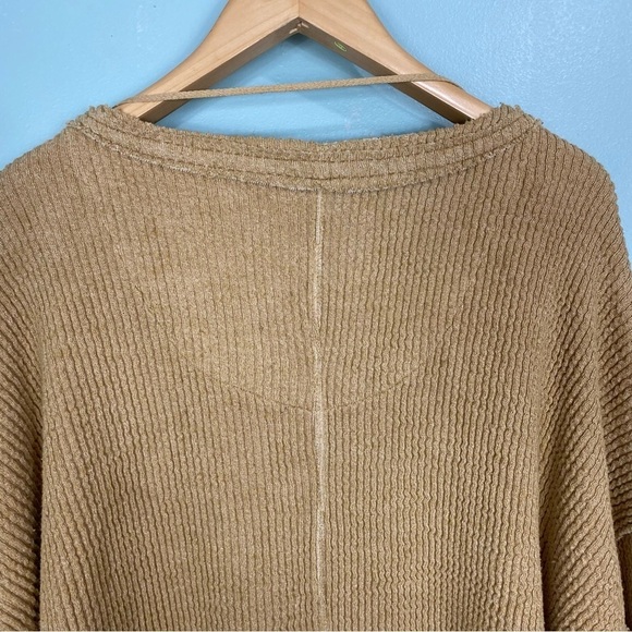 Free People Coraline Thermal Top Tan Slouchy Oversized V‎ Neck Sz L - Picture 8 of 11
